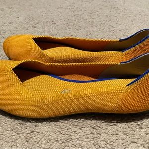 Rothys flats marigold size 8